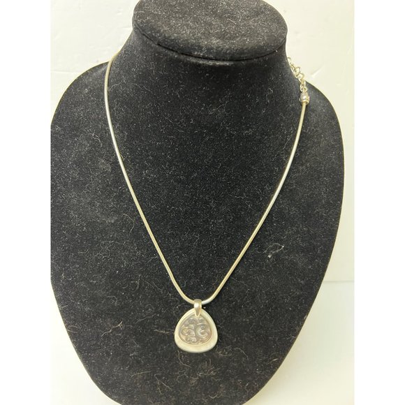 Brighton CONTEMPO SHELL Silver Retired Pendant Necklace - Picture 2 of 4